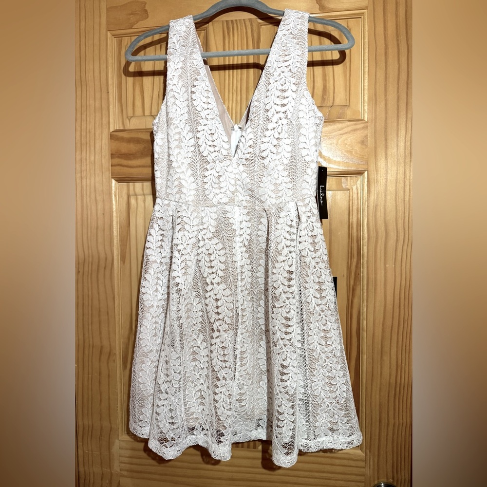Lulu's White Backless Lace Dress
